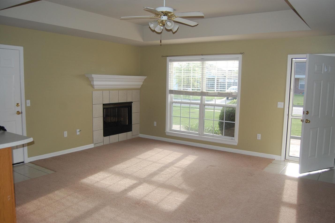 901 SW Arrowhead — property photo 2