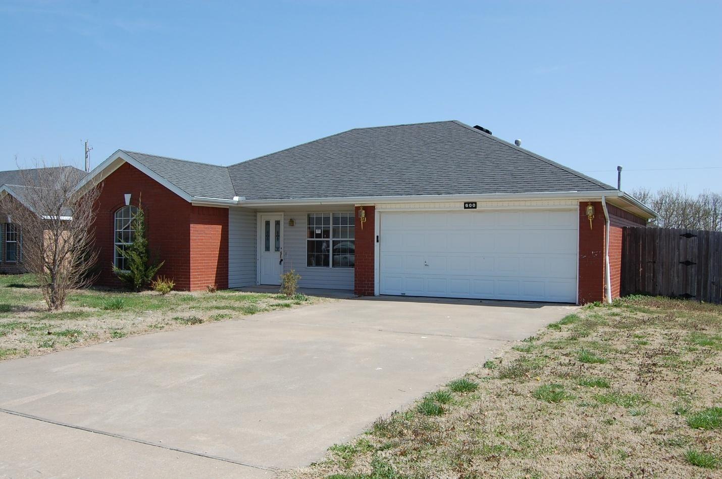901 SW Arrowhead — property photo 4
